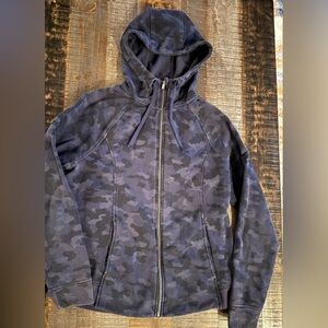 Zippered Blue Camo Jacket All In Motion Large